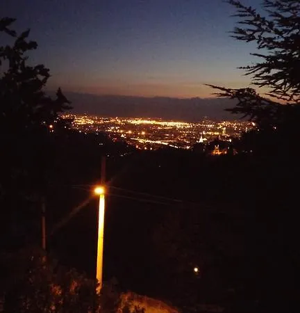 Oda ve Kahvaltı Ebon